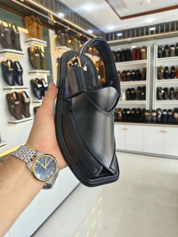 Gol T Gair Leather Peshawari Chappal